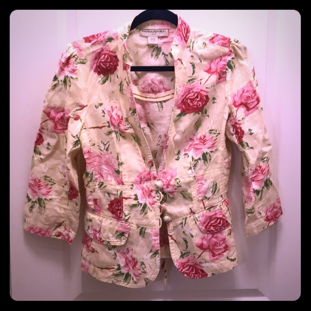 Flowery jacket by banana republic